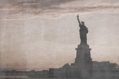 DAS-161A Statue of Liberty Dusk 32x24