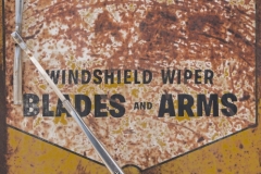 DAS-281A Rusty Vintage Gas Station Wiper Box 20x24